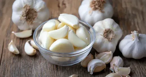benefits from eating raw garlic