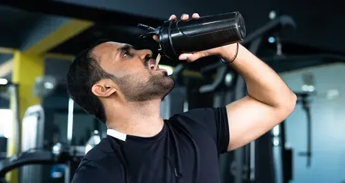 Best Protein Shakes for Men - Types, Benefits & Selection Guide