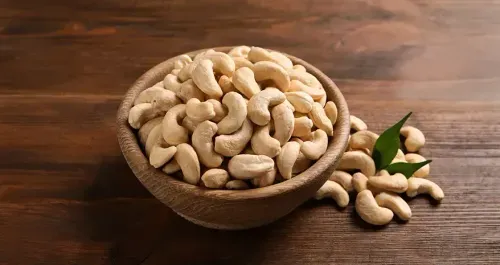 Cashew Benefits - 7 Powerful Reasons to Add Cashews to Your Diet