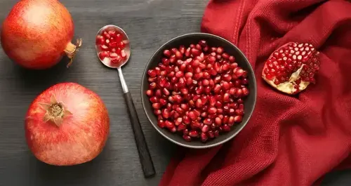 Pomegranate Fruit Benefits - A Complete Guide to Healthy Nutrition