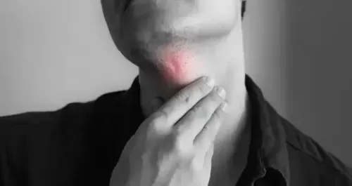 Sore Throat (Pharyngitis): Symptoms That Need Attention