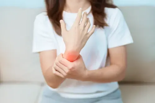 Wrist Pain - Symptoms, Causes, and Treatment