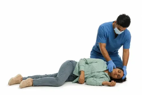 What are the Immediate First-AID Steps For a Head Injury?